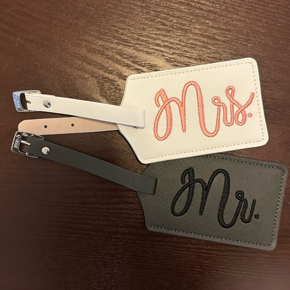 Mr. and Mrs. luggage tags
